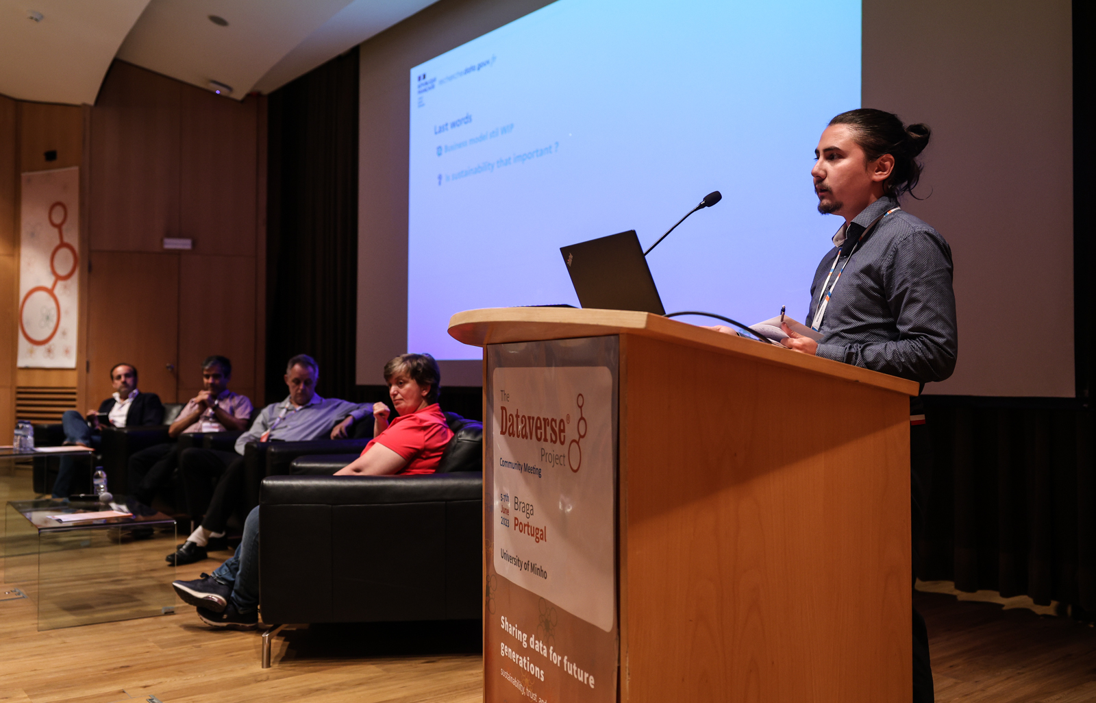 Thumbnail da galeria Dataverse